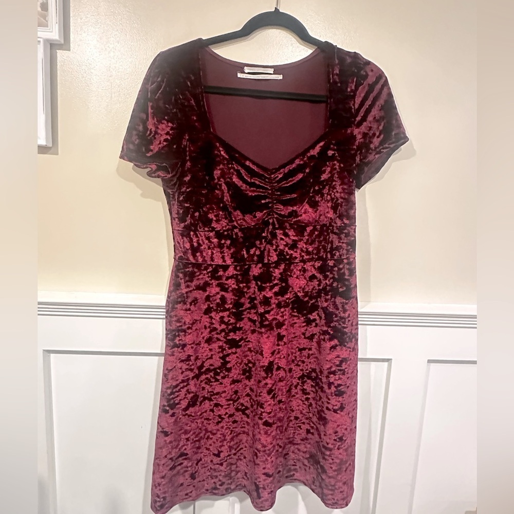 Elegant Velvet Burgundy Dress